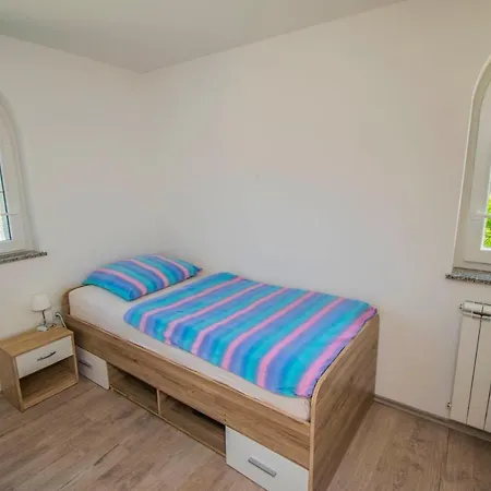 Apartment Relax Near *